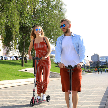 Hulajnoga Miejska Klasyczna Składana Koła 200 mm LED Z Hamulcem Tarczowym