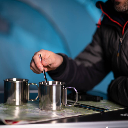 NILS Zestaw 4 Kubków Turystycznych Podróżnych Ze Stali Nierdzewnej Ze Składanym Uchem