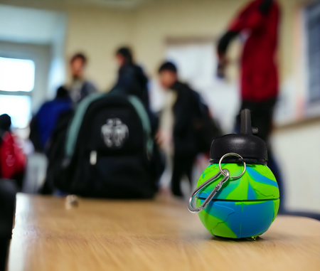 MERKAN Butelka Sportowa Bidon Piłka Składany W Kształcie Ziemi 550 ml