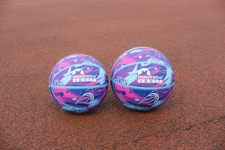 Piłka Do Koszykówki Kosza Treningowa Rekreacyjna Fioletowa Rozmiar 5 MAJESTIC